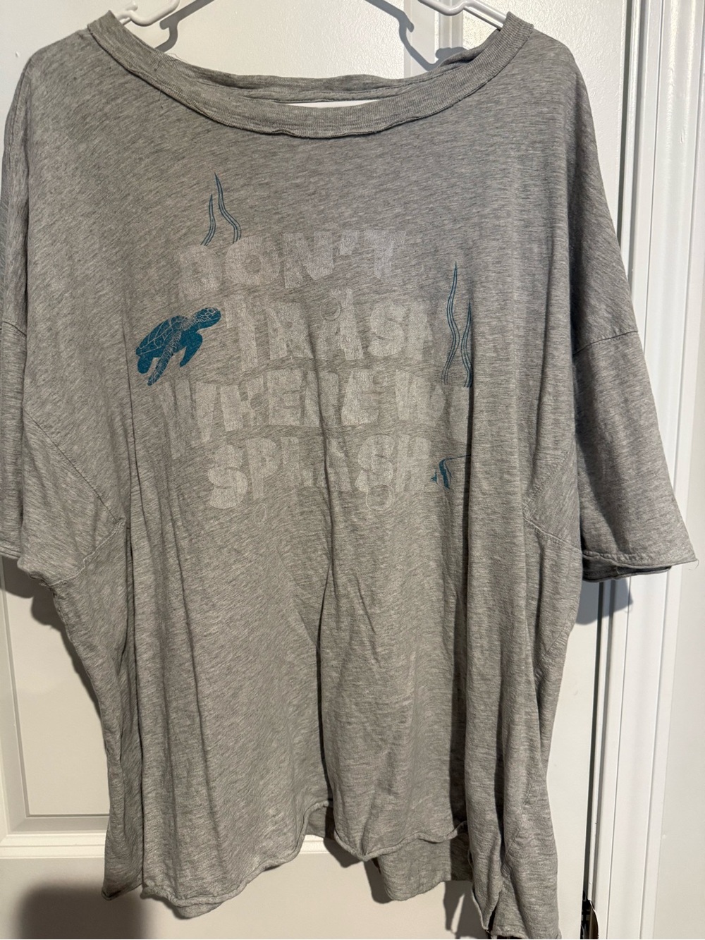 aerie Gray Short-Sleeve Graphic Tee with Blue Turtle Accents